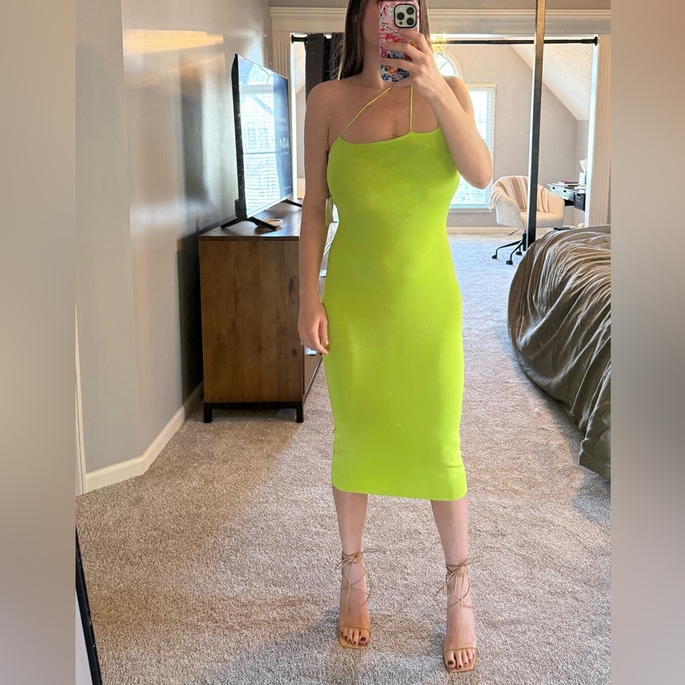 Superdown Jacquelyn Midi Dress - NWT - Picture 3 of 6